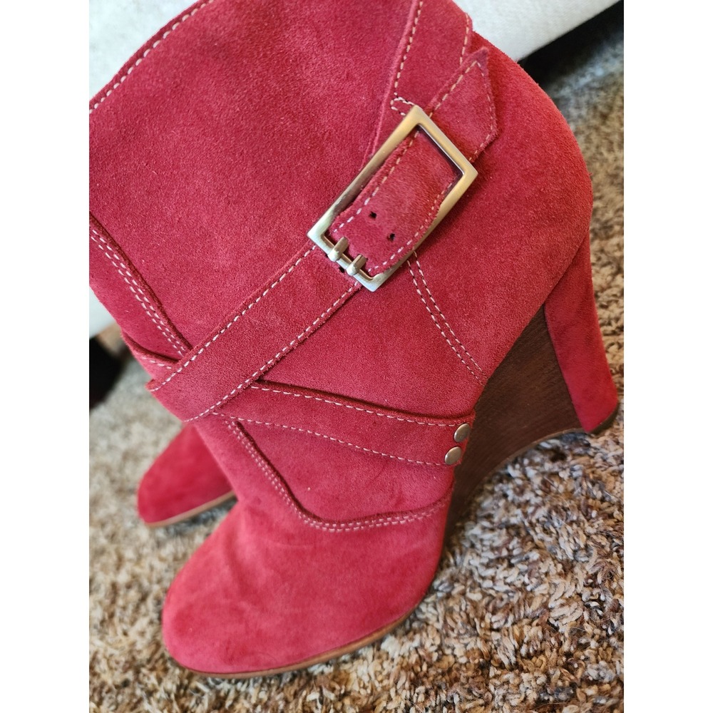 Donald J Pliner Hannah Tomato Red Suede Wedge Ankle Boots Womens 10 Side Zip